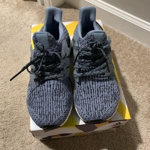 Adidas Ultra Boost Women’s size 7 NIB